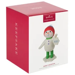Hallmark Sweet Snowman 2023 Ornament -Hallmark Shop Snowman With Snowflake Ornament Keepsake Ornament 3999QGO2777 04
